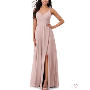 Azazie Thana Bridesmaids dress in Dusty Rose. Bust 36, Waist 29.5, Hips 39.5 in